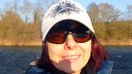 Flyfishinglady Sylvie - Altrhein März 2012