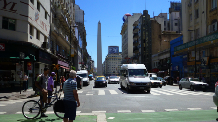 Der Obelisk von Buenos Aires ist ein 1936 gebautes 67 Meter hohes Denkmal in der Stadt Buenos Aires.  Der Obelisk wurde im Mai 1936 anlässlich des 400-jährigen Stadtgründungsjubiläums errichtet. Er befindet sich auf der Plaza de la República.